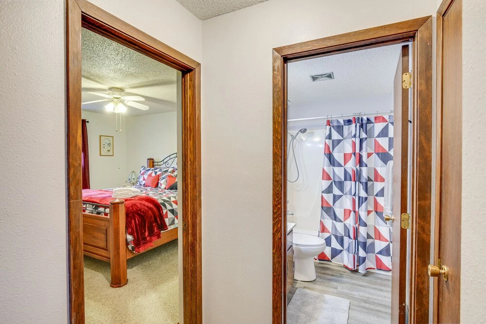 Downtown Pierre Apartment ~ 1/2 Mi to River!