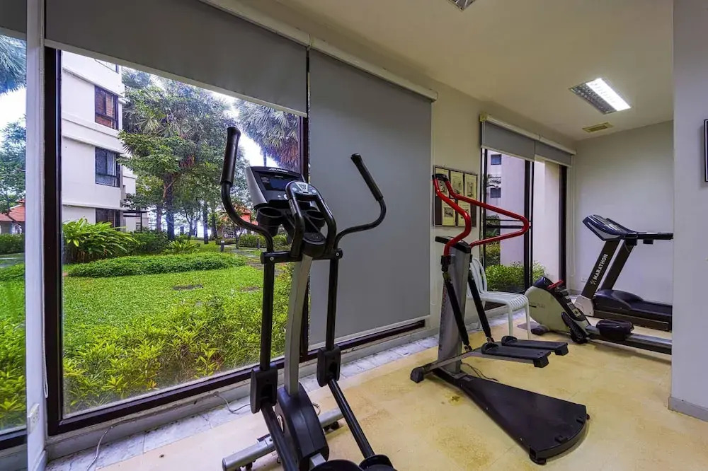 4 Bed Beachfront Condo SP43