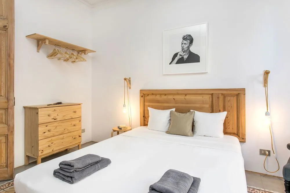 Spacious and luminous flat with balcony
