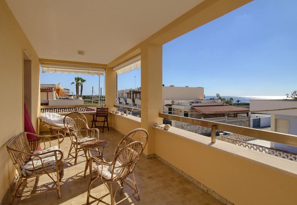 Casa Silva, Front Beach
