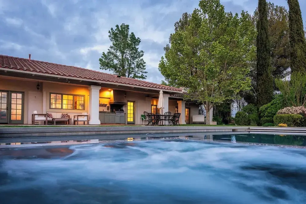 40-acre Wine Trail Estate Vineyard Views, Pool, Hottub Wellsona by Avantstay