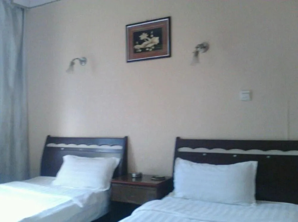 Airport 9 Plus 9 Budget Hotel