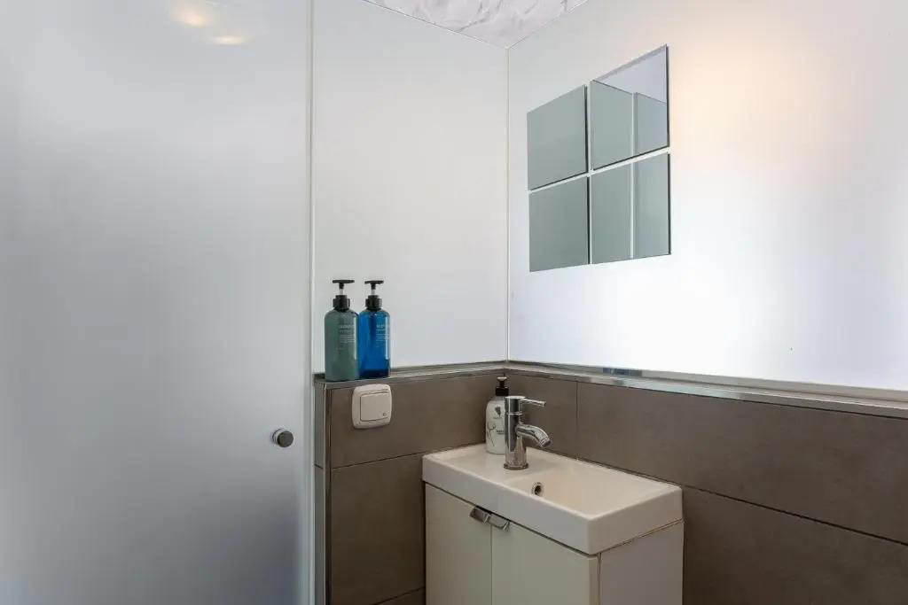 Enjoy Estepona at our Fully equipped 2BR Town House, Beach- 1MIN