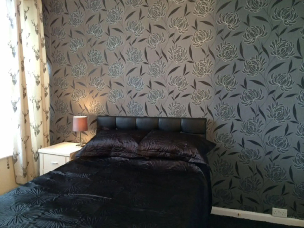 The Carlton Hotel