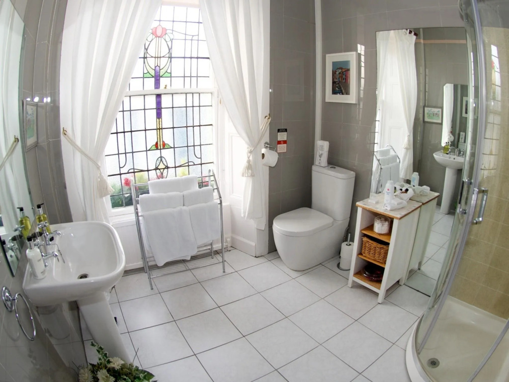 Daviot Guest House