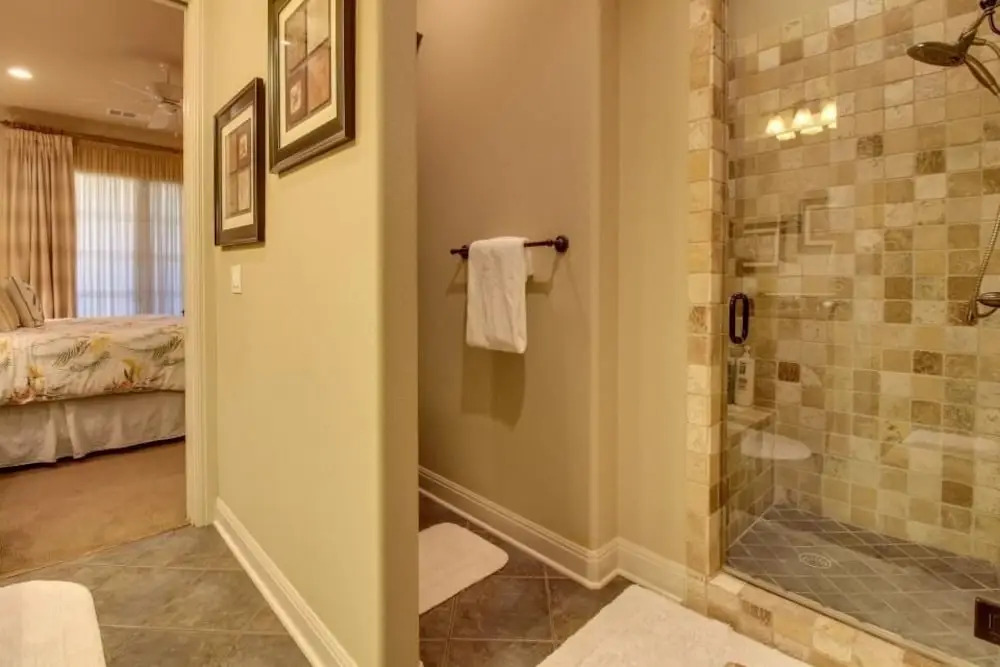 Living Local Lakeway Cove 2 Bedroom Condo