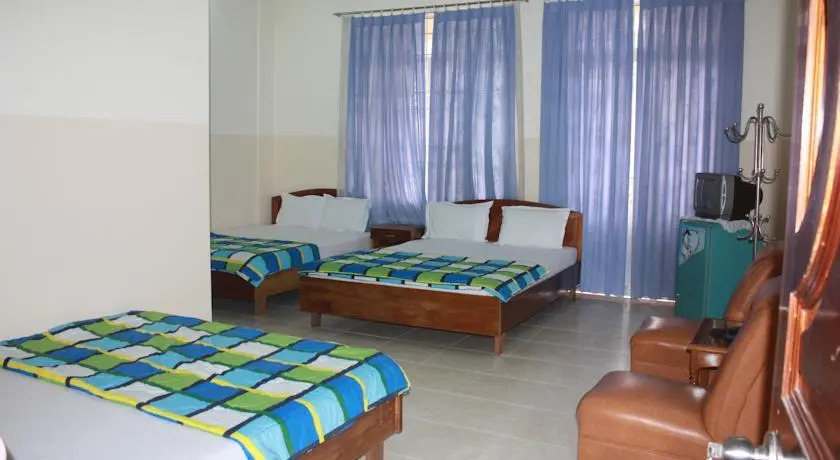 Ngoc Tien Hotel