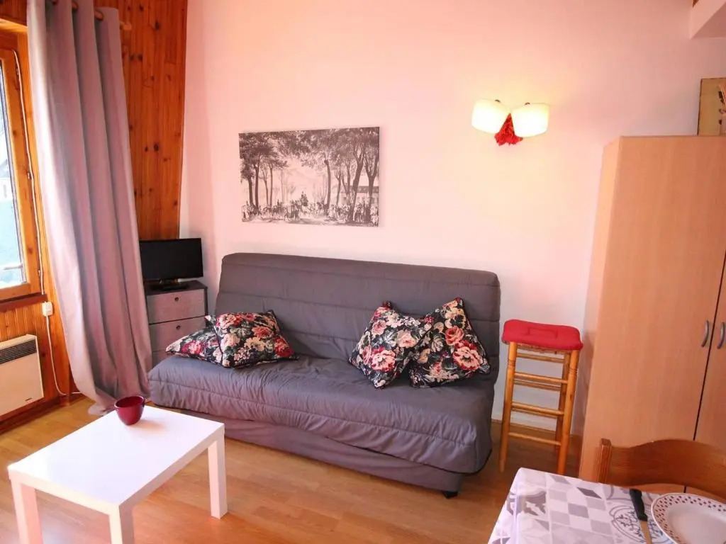 Appartement Bagnères-de-Luchon, 1 pièce, 4 personnes - FR-1-313-124