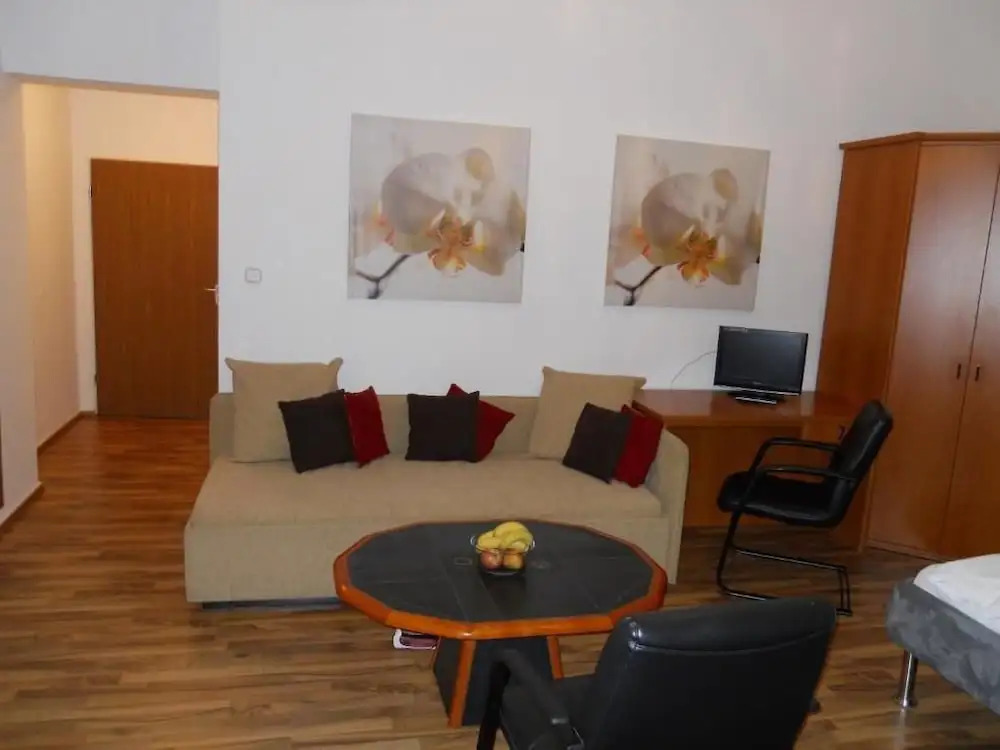 Apartments Duval