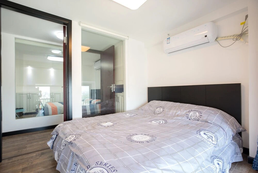 Shanghai Light Inn Apartment
