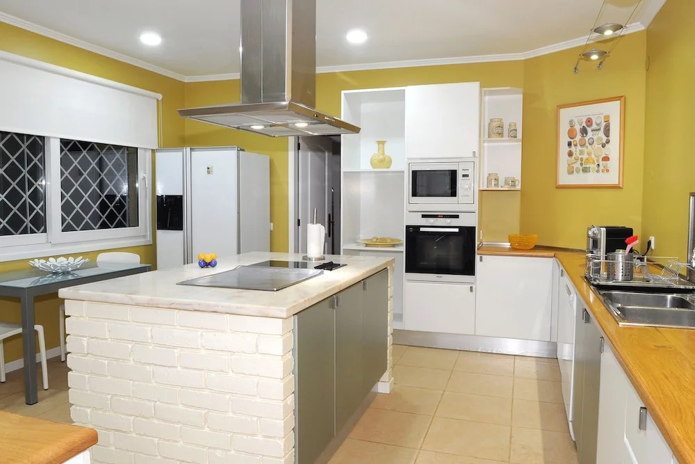 Vila do Vale by MHM