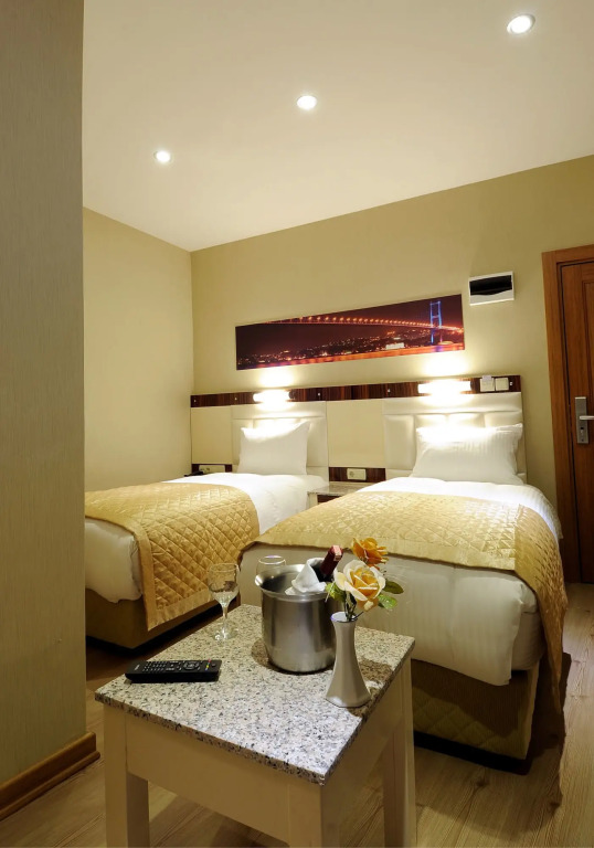 The City Port Hotel