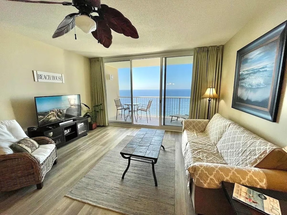 Majestic Beach Towers 2-2107