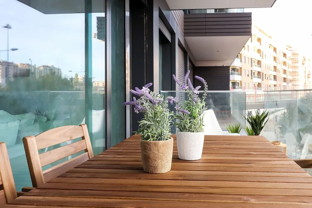 Benfica Lux Terrace by Homing