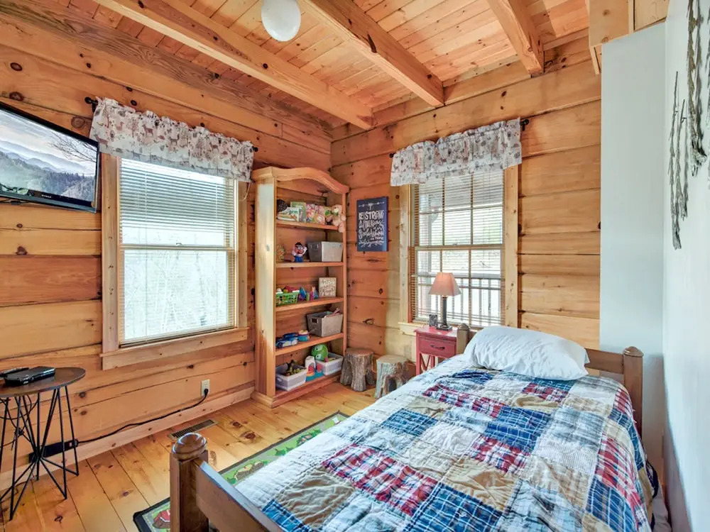 Black Bear Hideaway by Jackson Mountain Homes