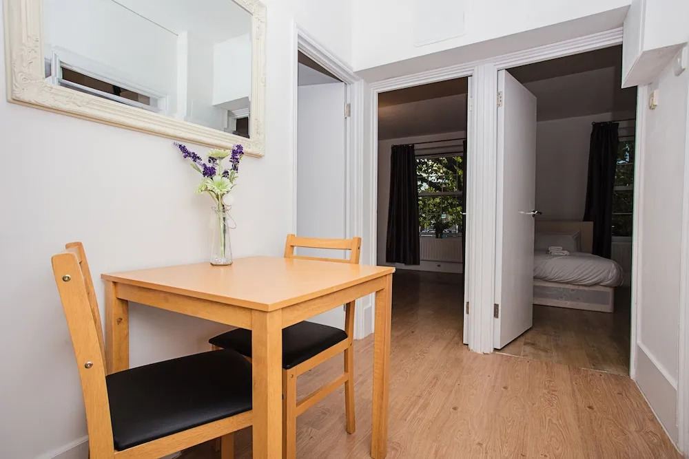 Modern & Spacious 2 Bed Apt in Elephant & Castle