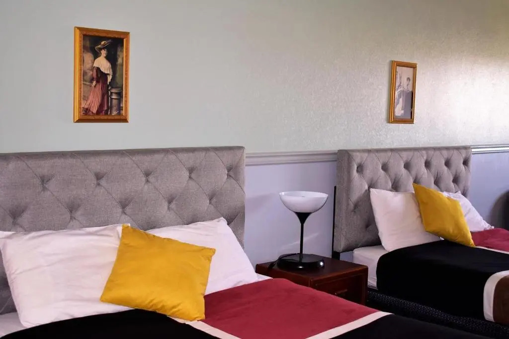 Elite Hotel -Downtown Center- 24 hours "Ski & Northern light Tour" "Hot Spring Tour "Long-term stay"