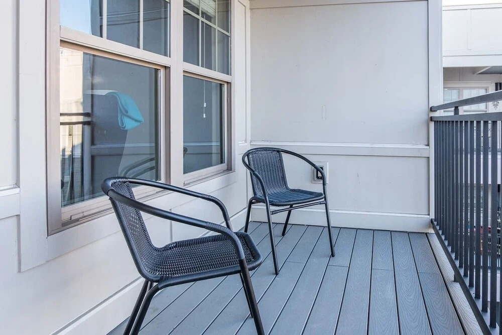 FRONTDESK Cedar Flats Apts Uptown Charlotte