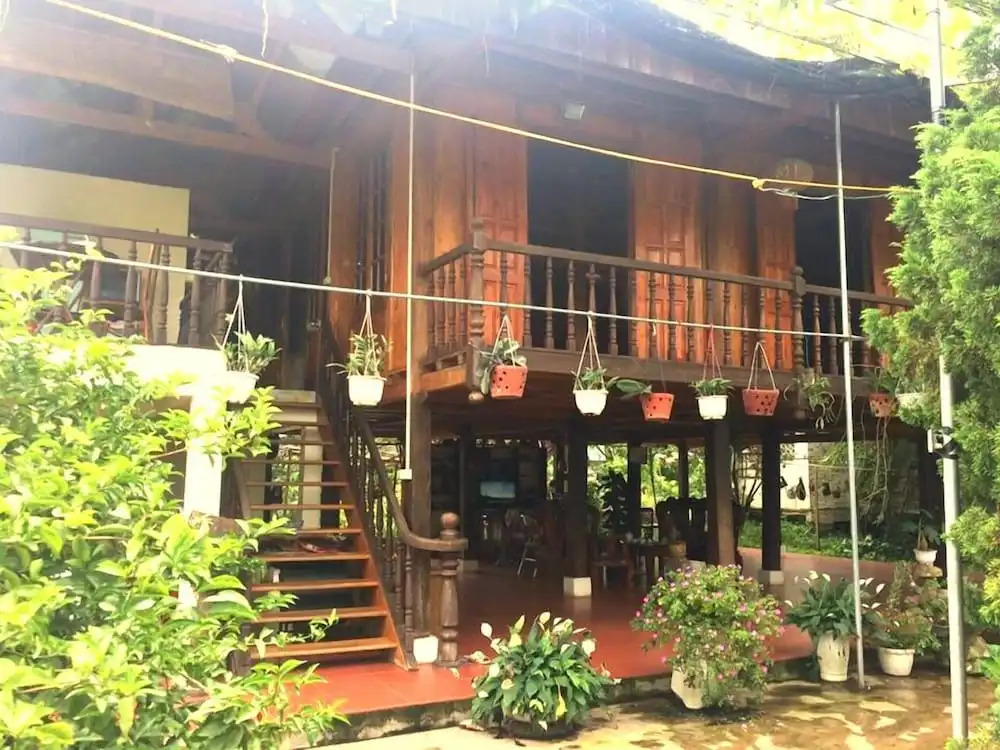 Ba Be Lake View Homestay