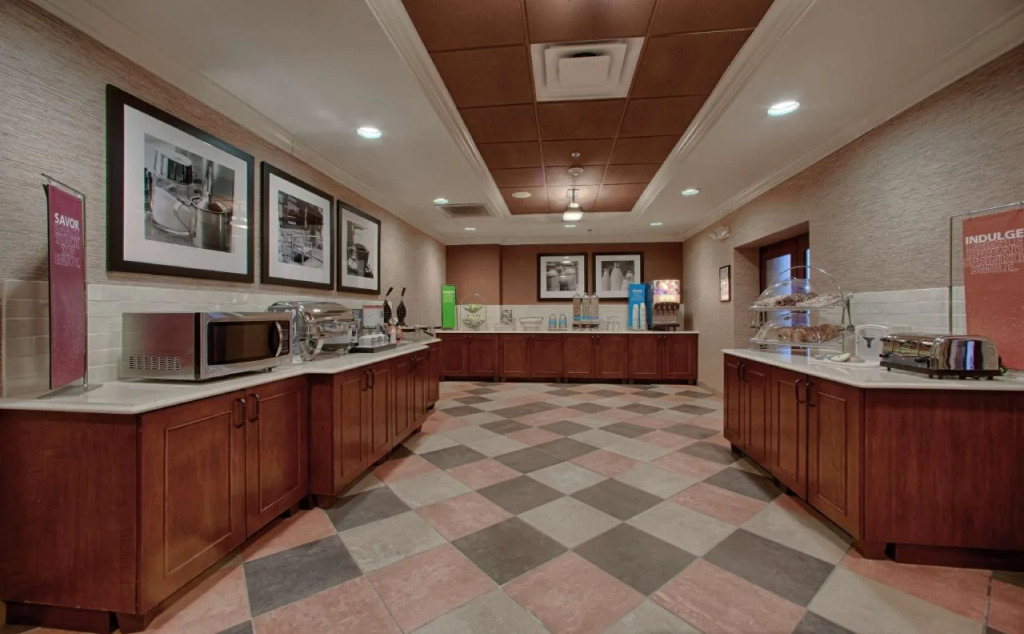 Hampton Inn Atlanta-Canton