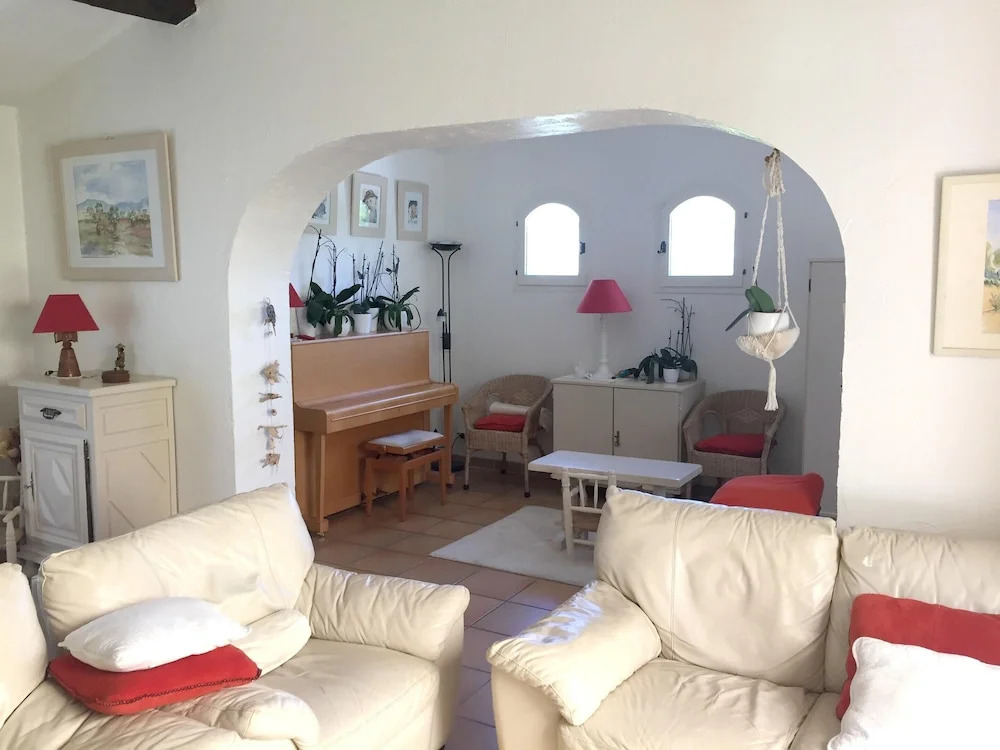 Villa with 3 Bedrooms in Vence, with Wonderful Mountain View, Private Pool, Enclosed Garden - 6 Km From the Beach