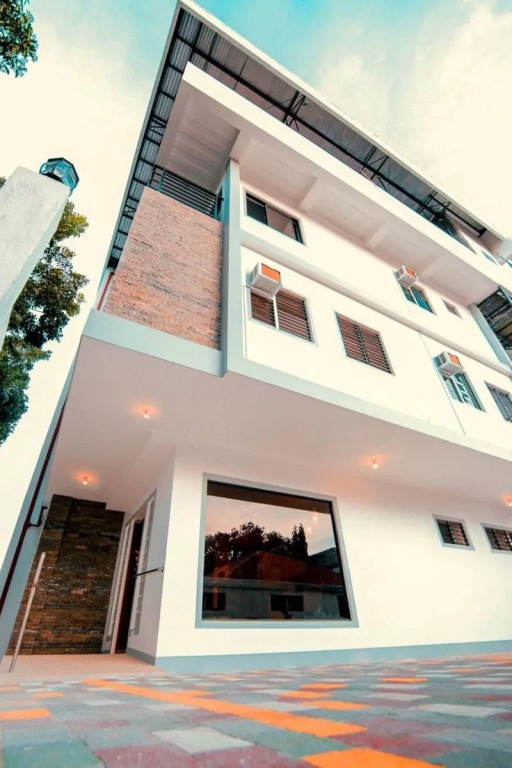 Kingswick Residences & Lodge