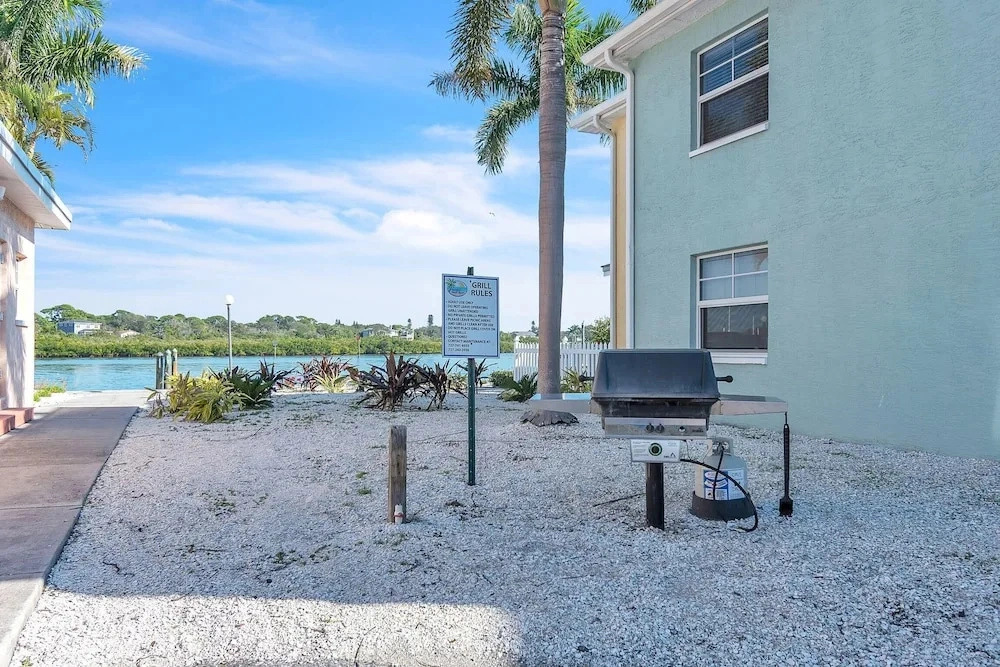 Barefoot Beach Resort A105