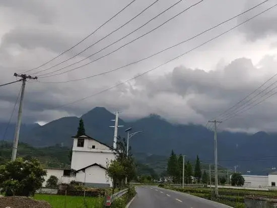 Wugong Mountain Yunlin Pavilion B & B