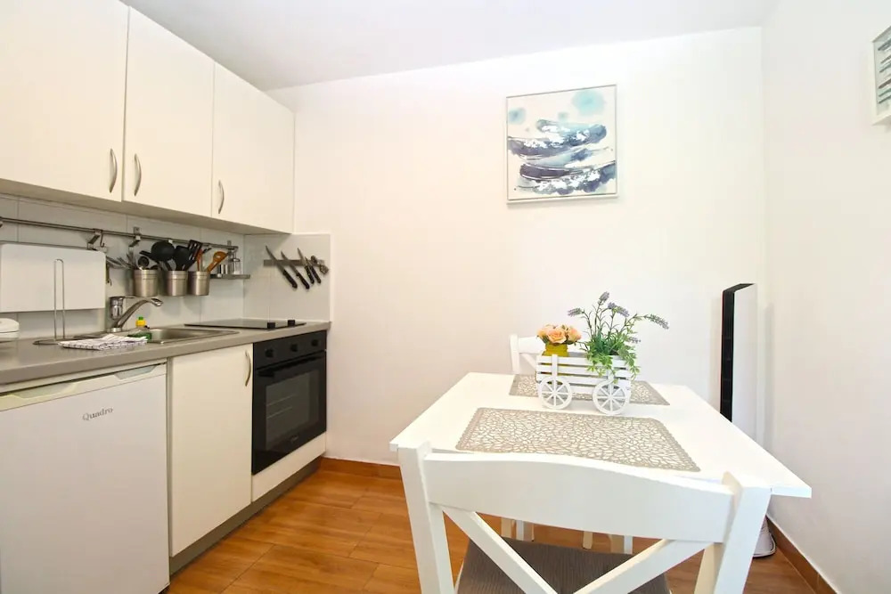 Apartment 1278