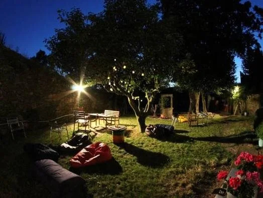 Roots&Boots Singular Hostel