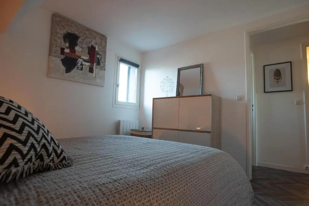 Flat With Balcony 7min From The Beach