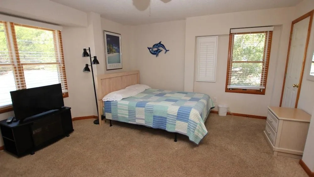Sea for Miles - 5 Br Home