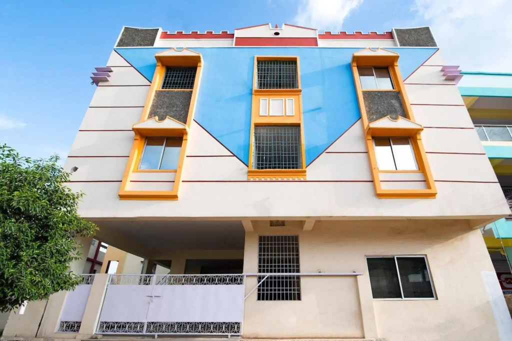 Sonika Grand by OYO Rooms