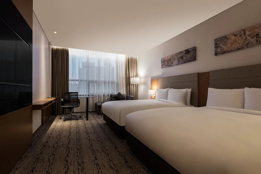 Ramada Seoul Sindorim Hotel
