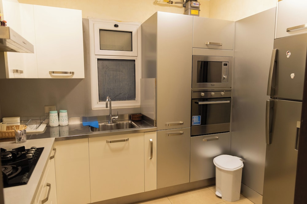 ALSAWAH Luxury 2BR Apt AlKarma Residence