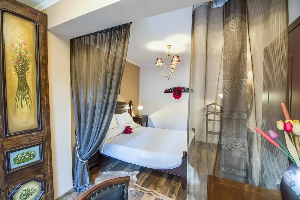 Villa Pandora