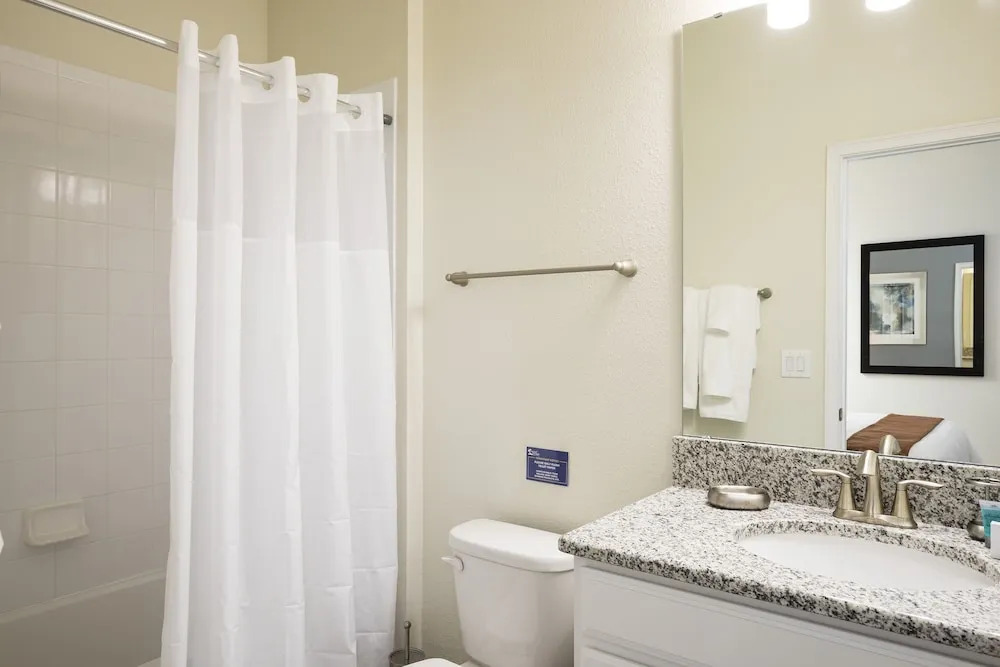 Luxury 6-bed/6-bath Championsgate Resort Hm-1516mb