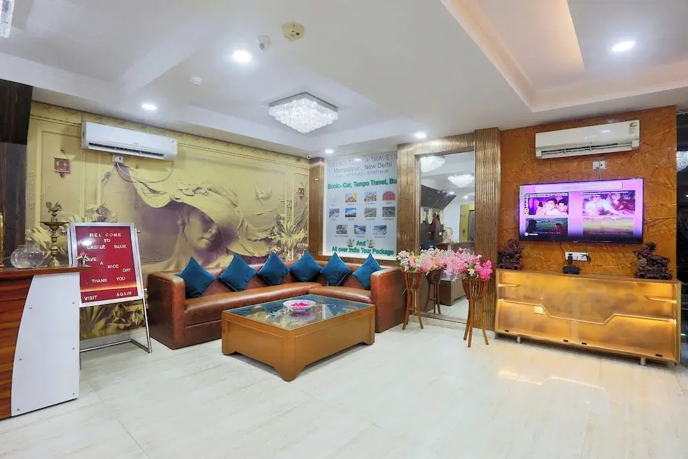 FabHotel Clink
