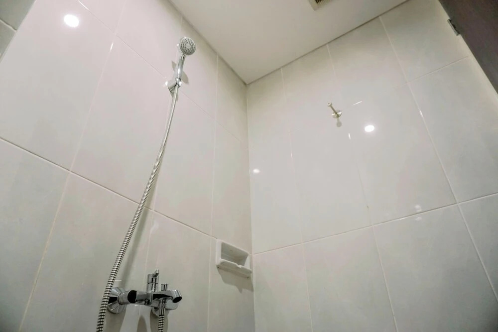 Nice And Homey Studio Serpong Garden Apartment