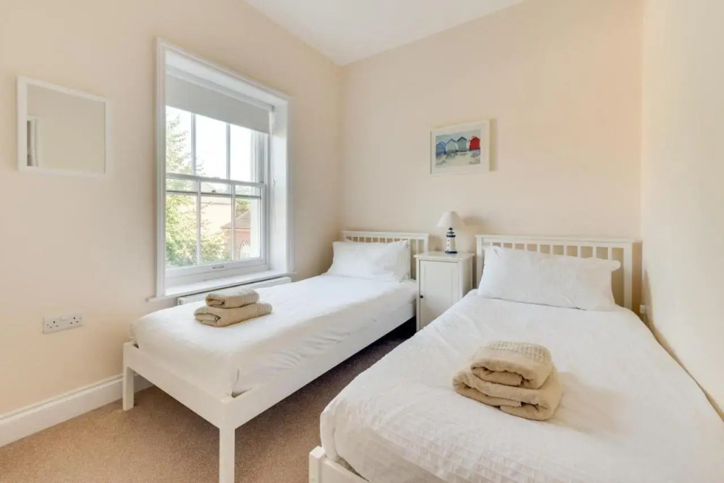 4 Bed in Halesworth oc-mdh