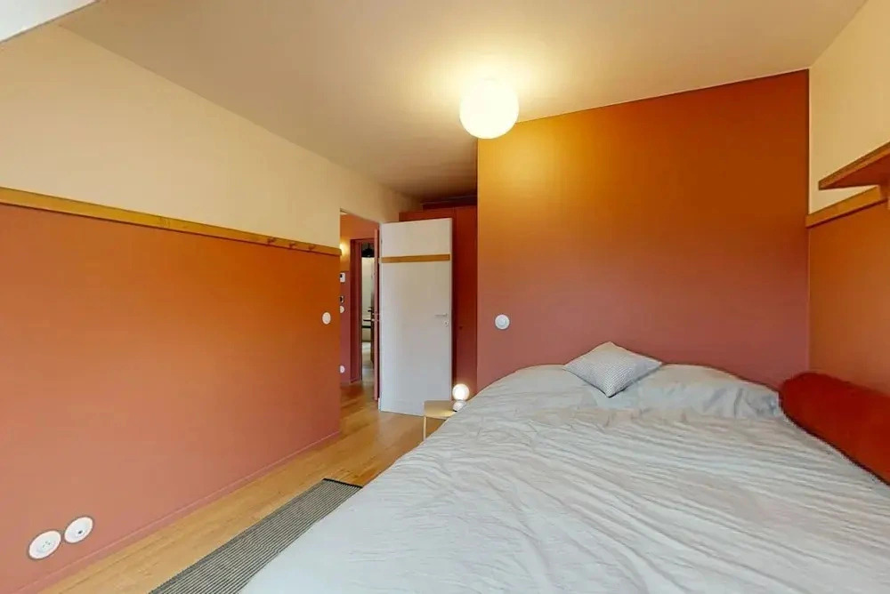 Charming 2-bed Flat w Shared Spaces