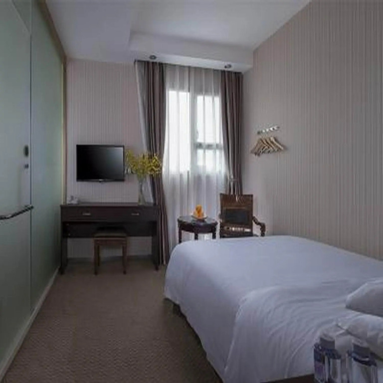 Vienna Hotel Shenzhen Fenghuang Road