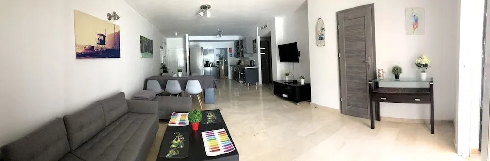 Seashape Apartment