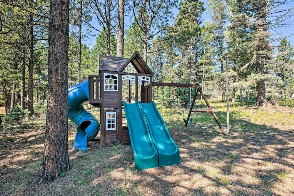 Hot Tub, Game Room: Spacious Angel Fire Retreat!
