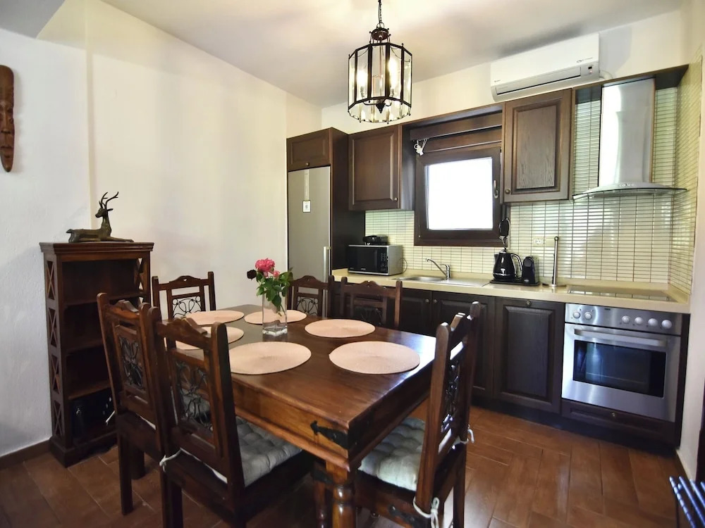 Stylish Maisonette With 3 Bedrooms in Vourvourou, Greece