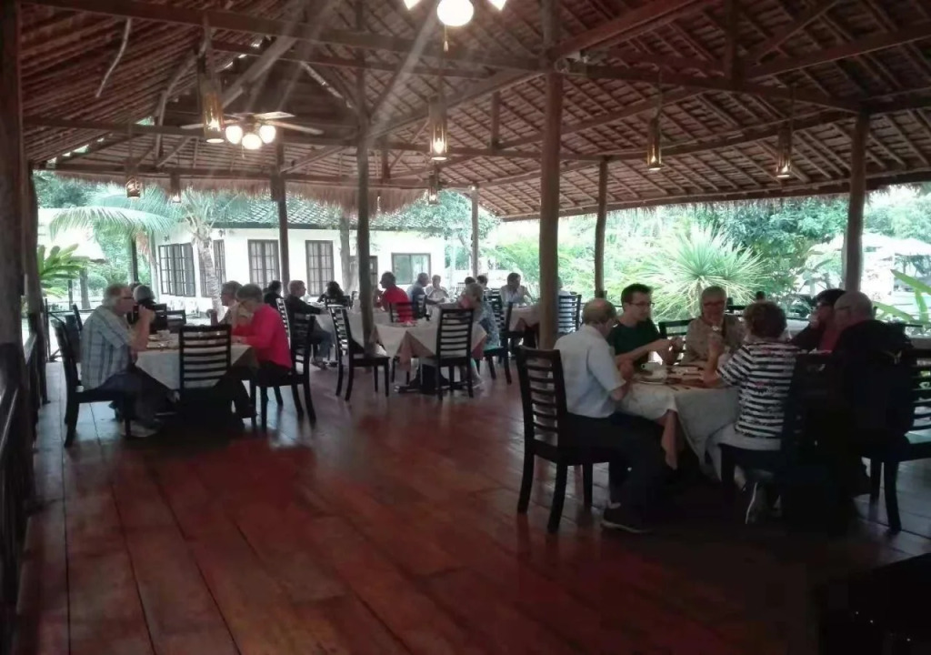 Luang Prabang chanon hotel