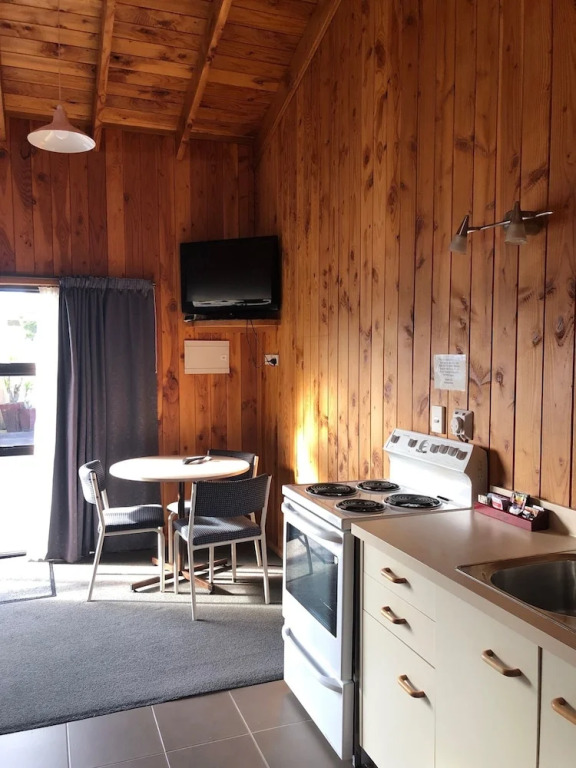 Alpine Motel