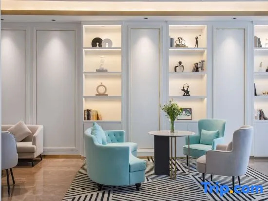 XANA Deluxe Hotel (Zhengzhou Bodou Xinxiang Wenmiao Subway Station)