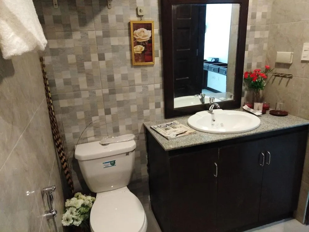 Venezia Suites Hotel Iloilo
