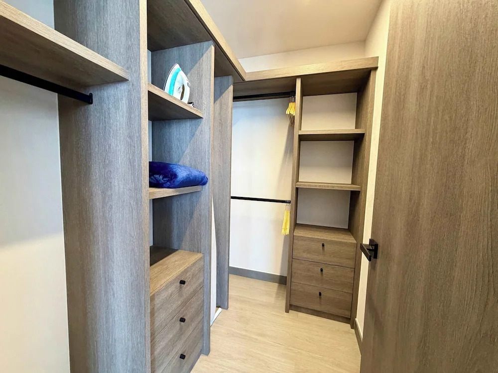 w Engaging 3BR w Balcony in Be Grand del Valle